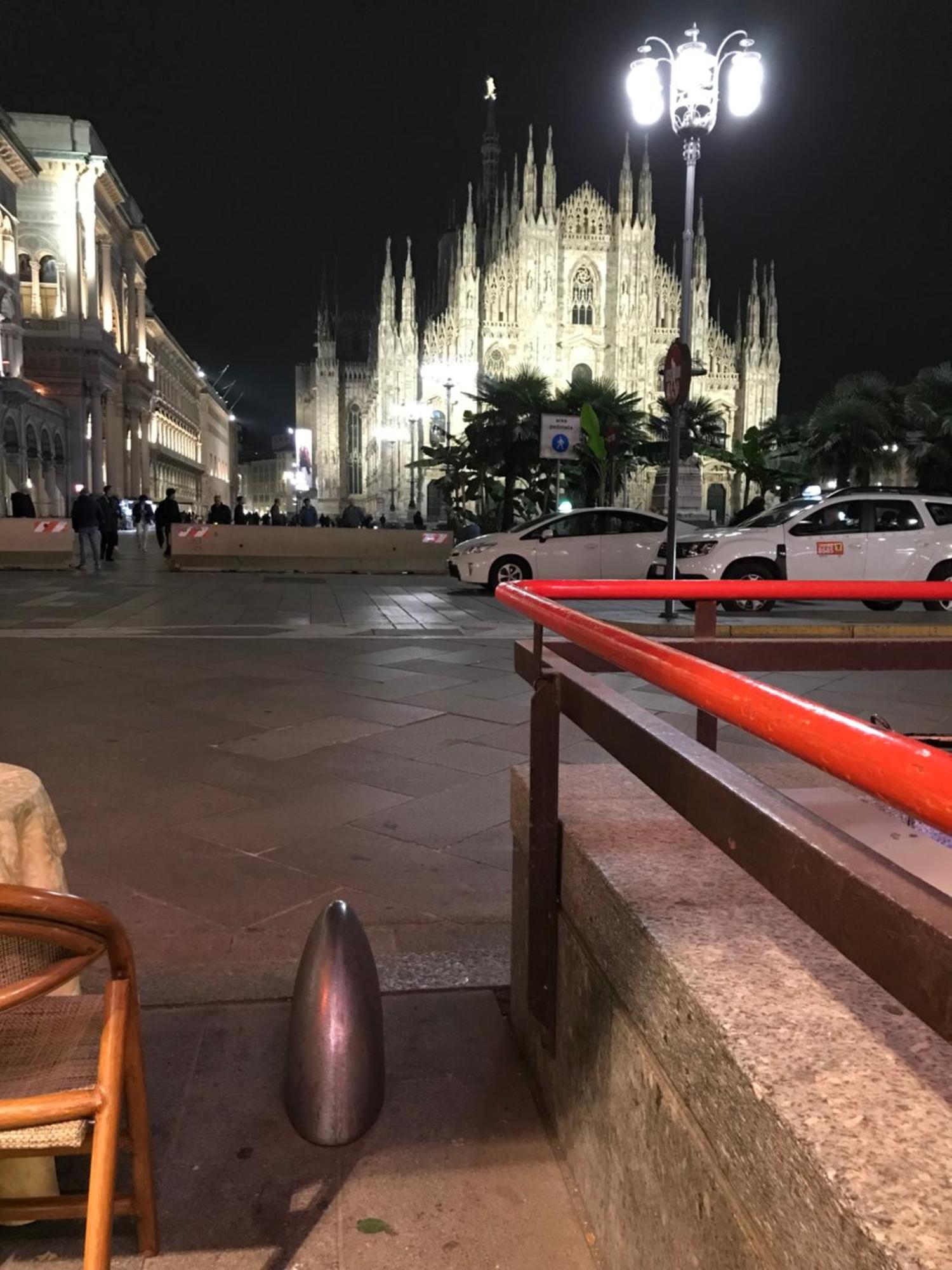 Real Duomo Palace Suite Milan Exterior photo