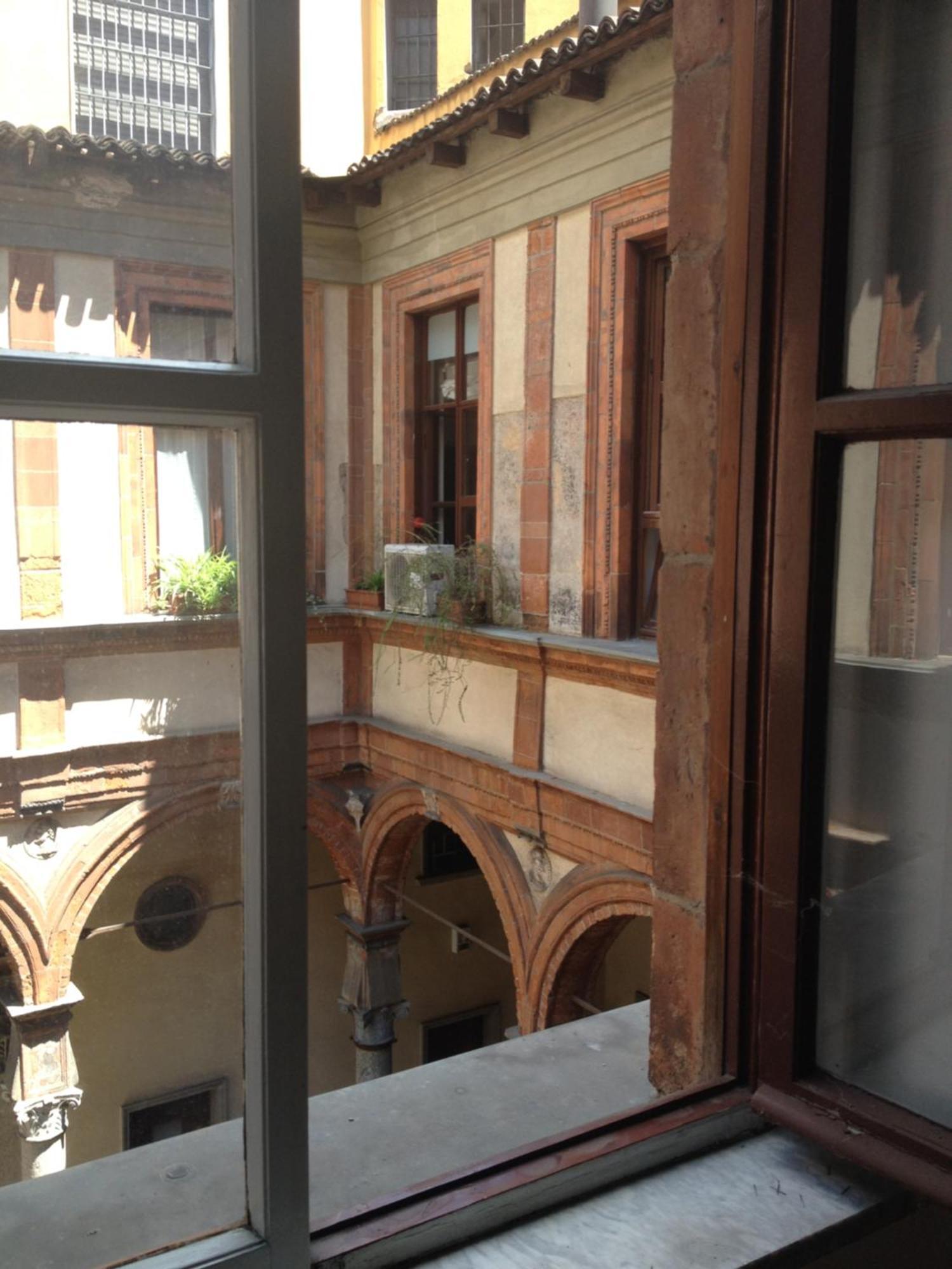 Real Duomo Palace Suite Milan Exterior photo